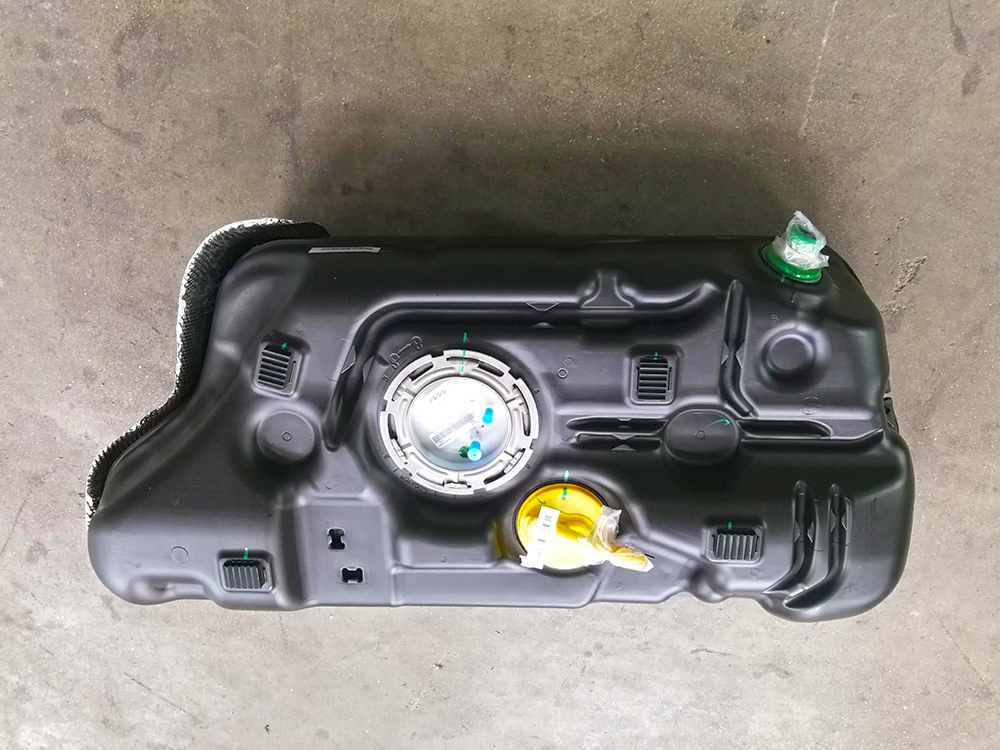 吉利國(guó)六油箱